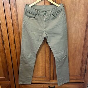 Mott & Bow Slim Stone Jeans